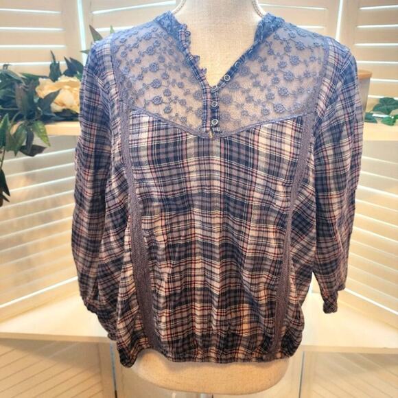 WE THE FREE LACE GRAY PLAID BLOUSE SIZE MED - Picture 1 of 8